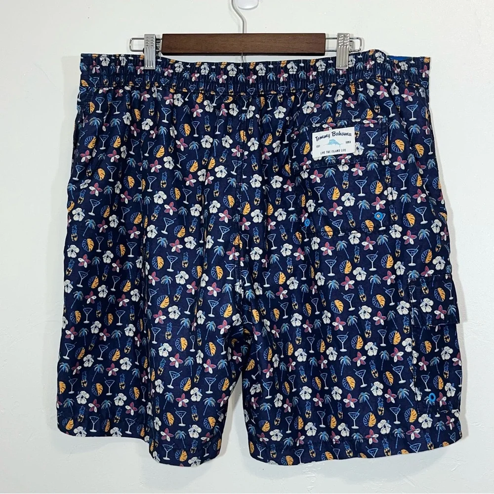 Tommy Bahama Swim Trunks Size XXL Martini Print 8”